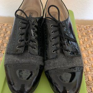 Black and Gray Oxford Flats